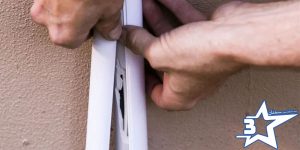 تعمیر لوله های برق PVC